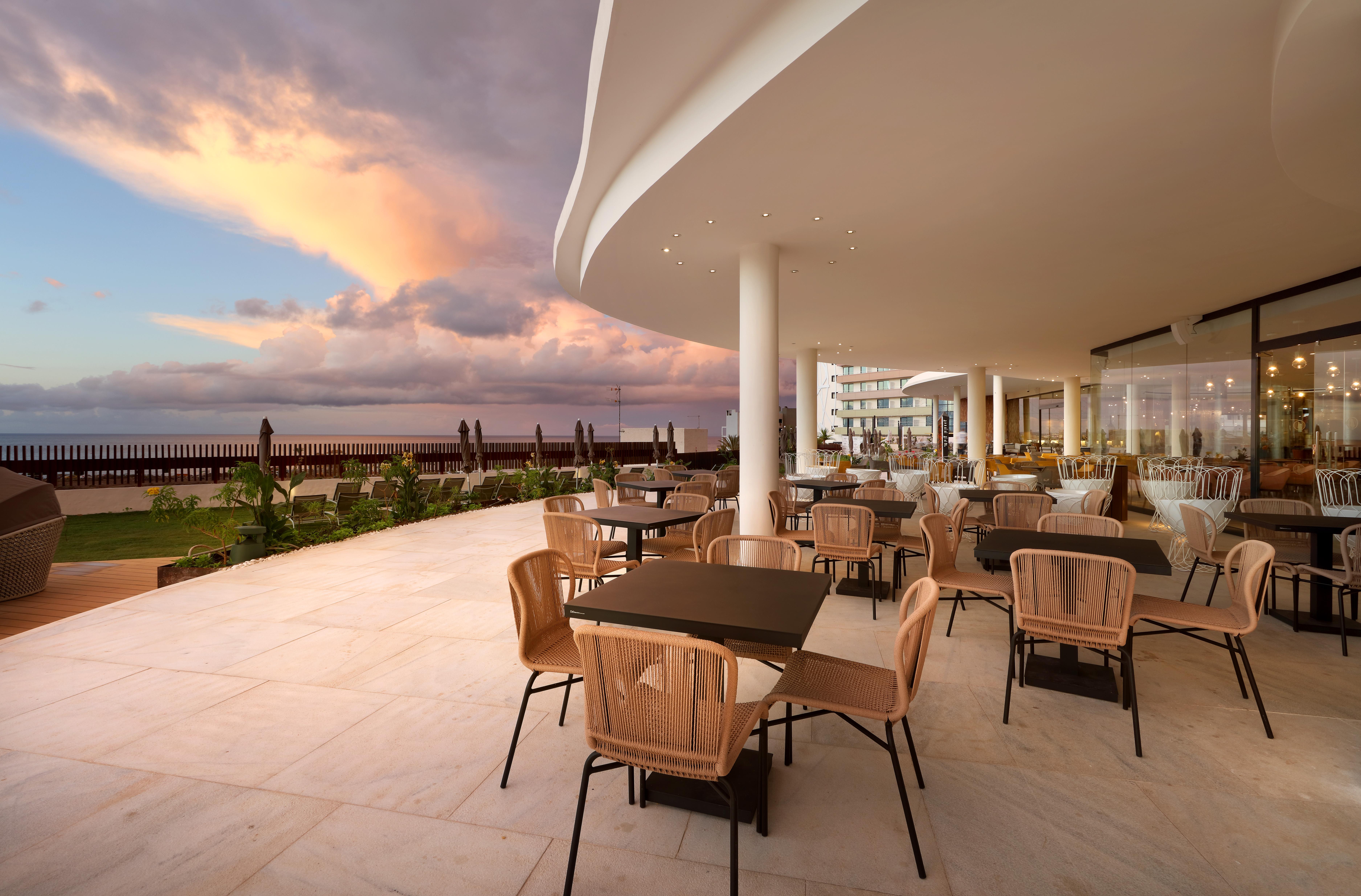 فندق هارد روك تينيريفي أذيخي المظهر الخارجي الصورة The Beach Club at the Hilton Cancun Resort