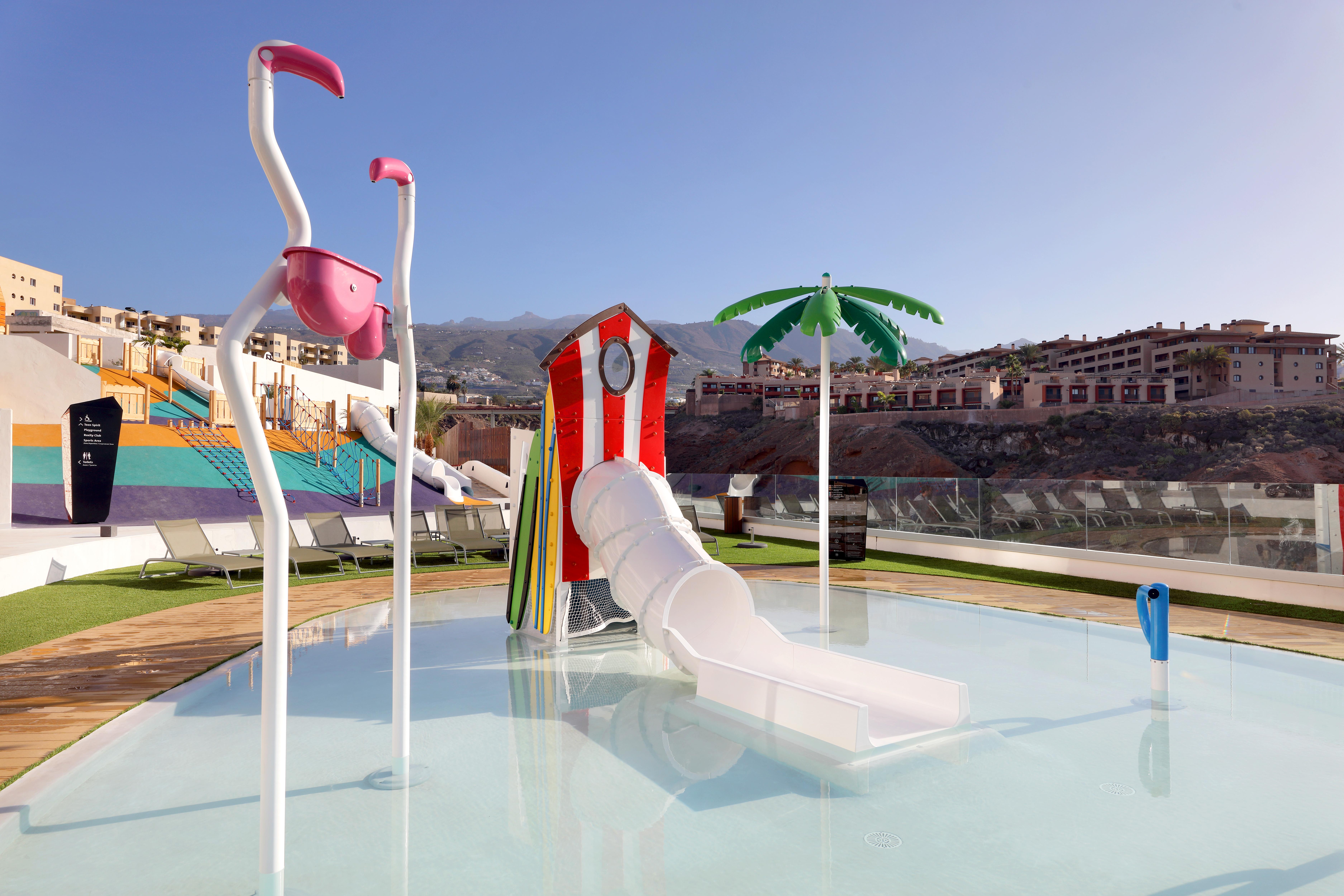 فندق هارد روك تينيريفي أذيخي المظهر الخارجي الصورة Splash Park at the Hotel